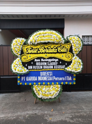Papan Bunga Duka di Waropen